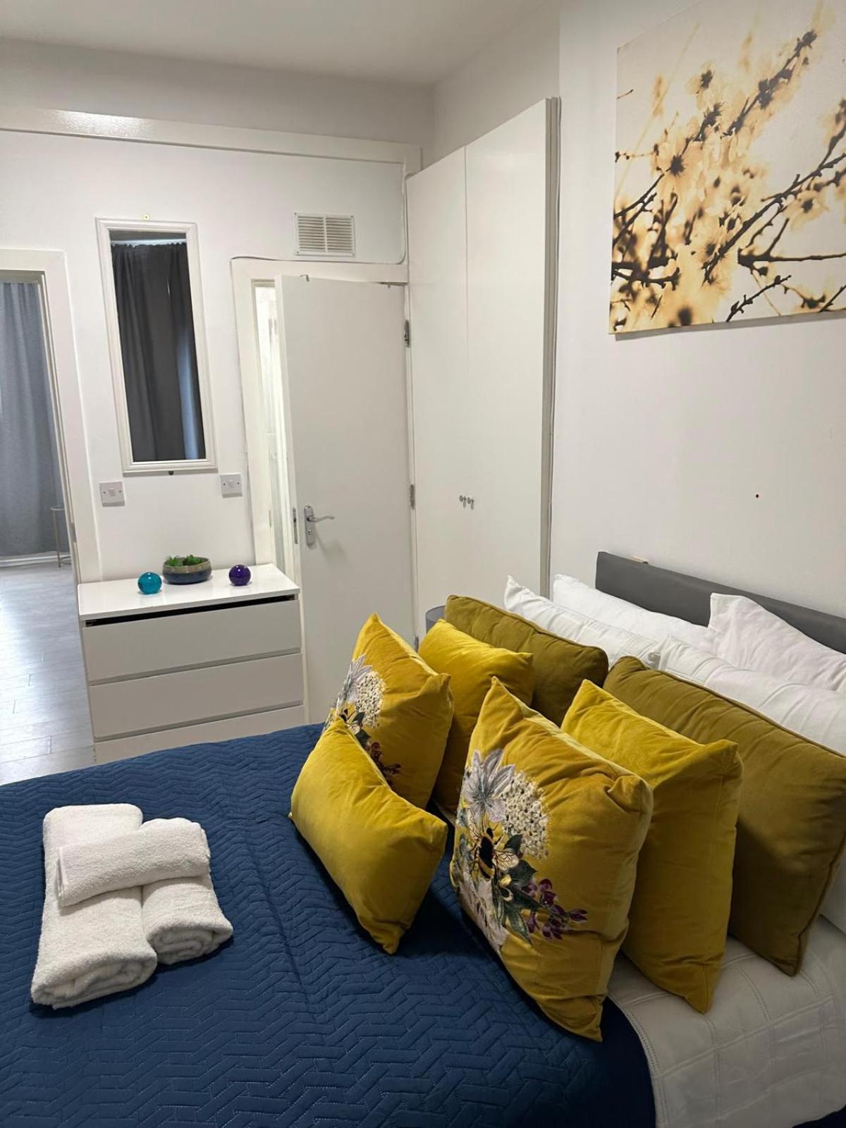 1 Bedroom 30 Minutes To St Pancras *