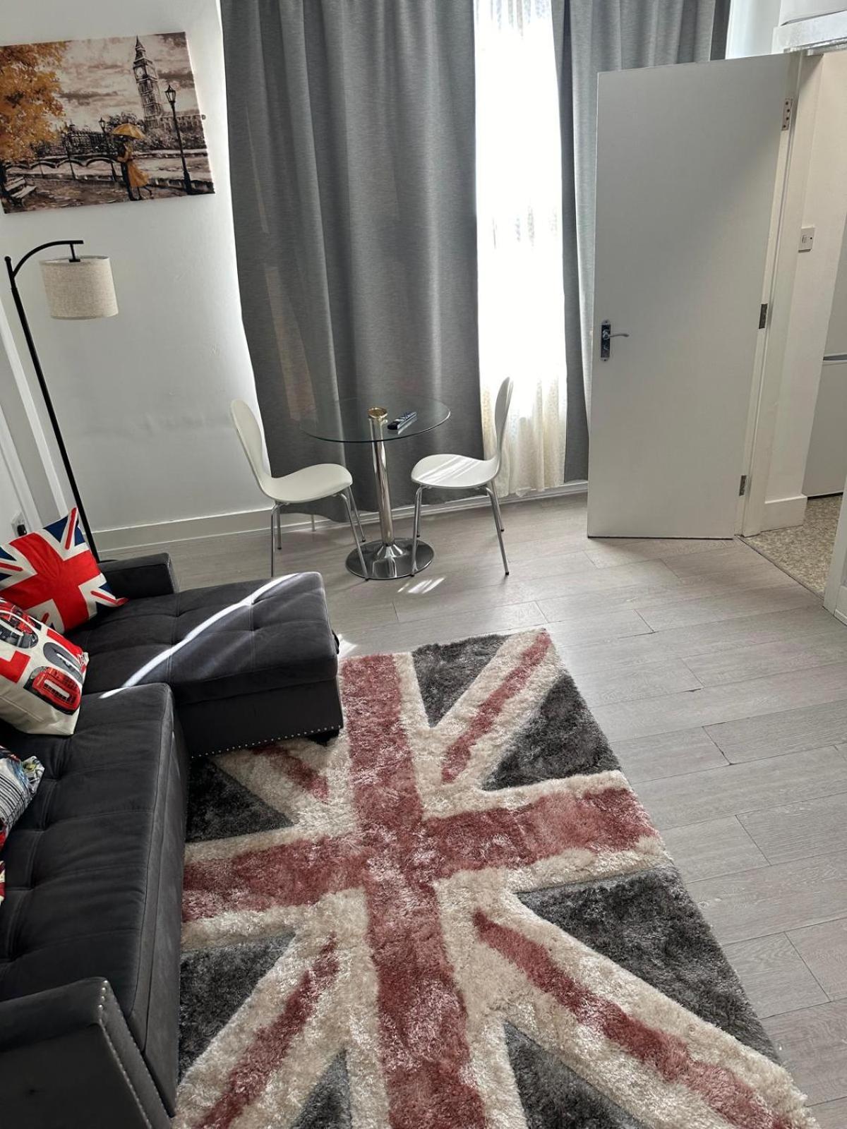 1 Bedroom 30 Minutes To St Pancras *