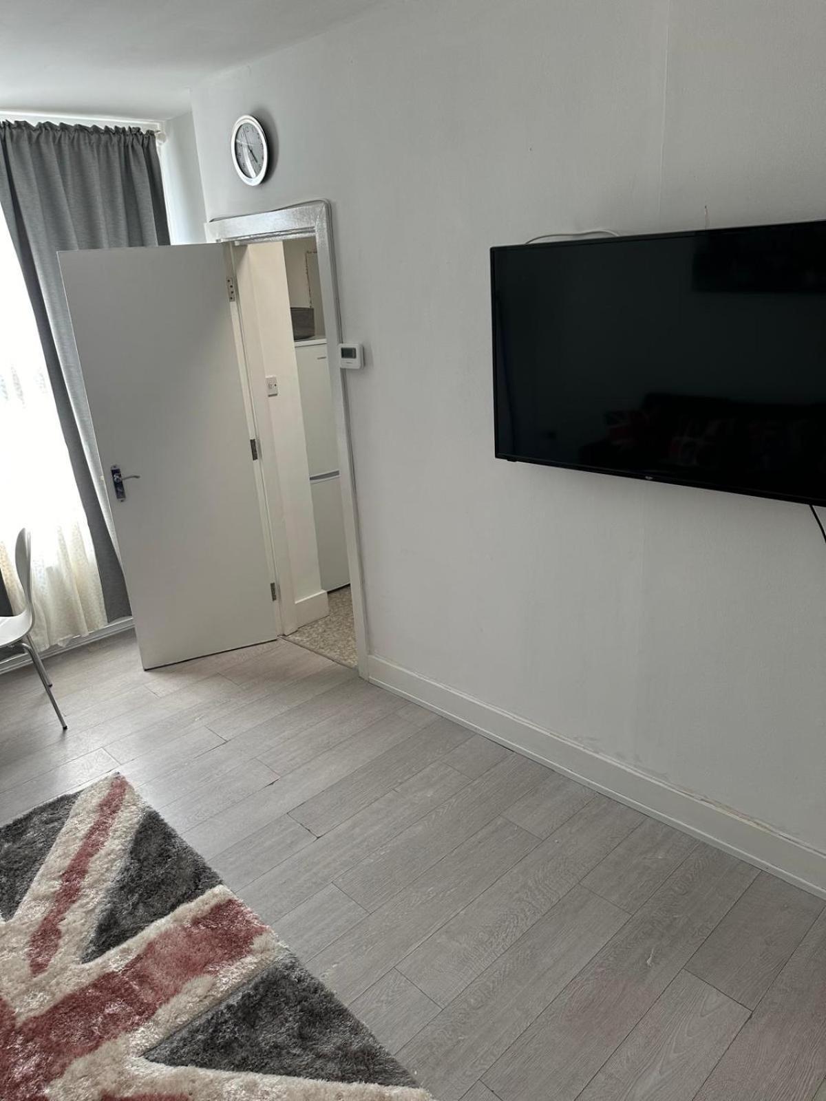 1 Bedroom 30 Minutes To St Pancras *