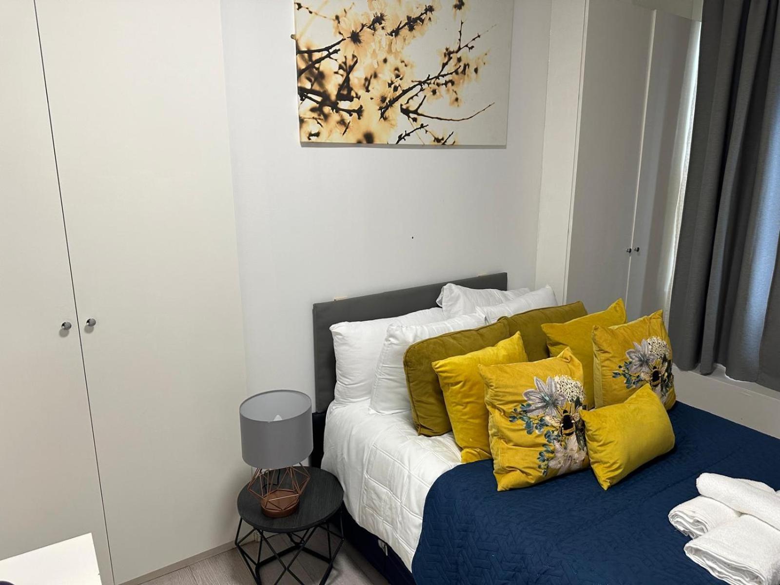 1 Bedroom 30 Minutes To St Pancras * London