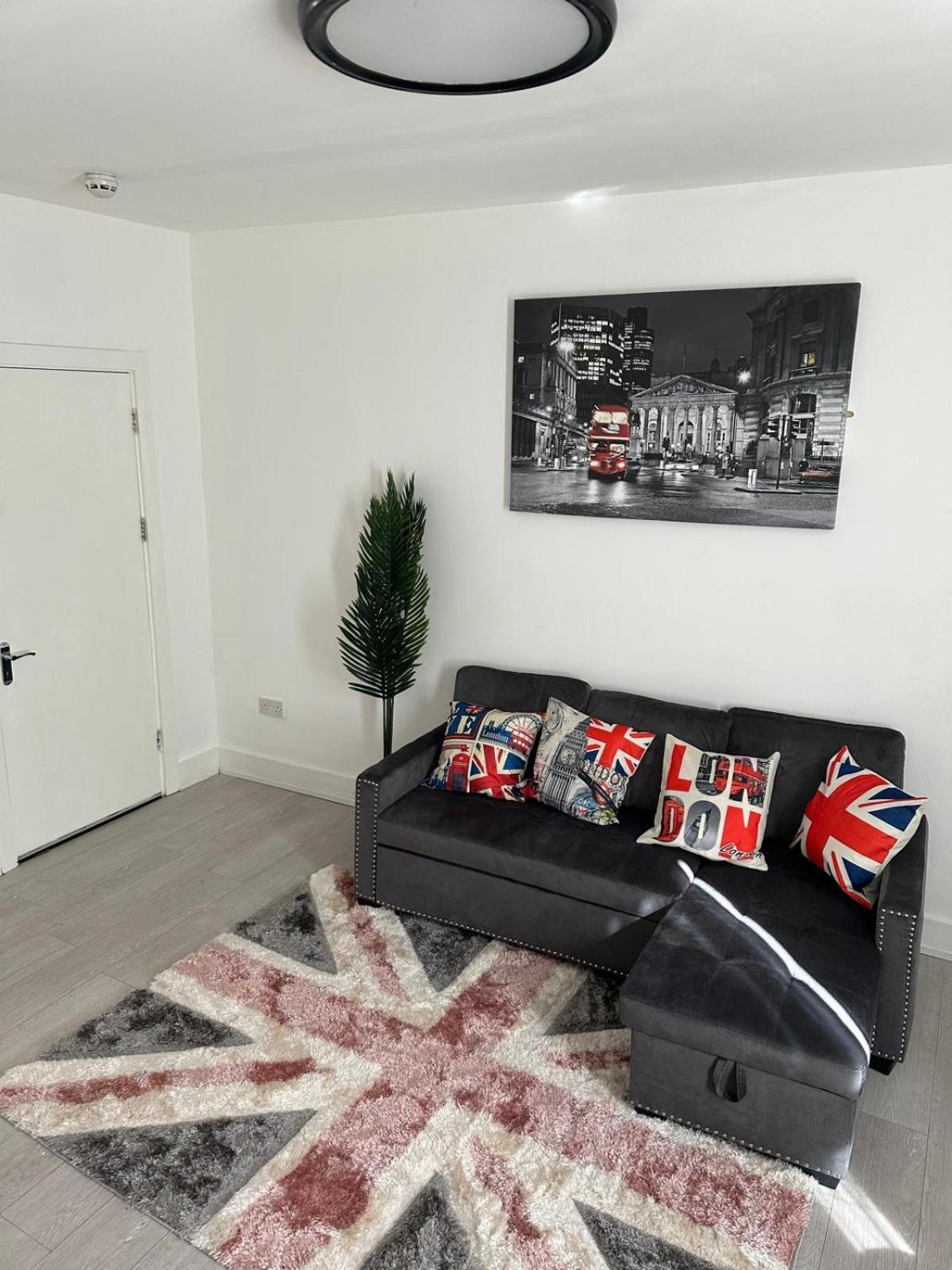 Apartment 1 Bedroom 30 Minutes To St Pancras *